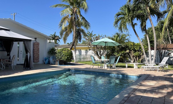 East Fort Lauderdale House | 1 Bedroom Suite in a duplex house- private heated pool for you- walk to beach