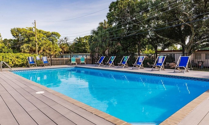 Edgewood House | #1: Heated Pool | Kid Friendly | Grill & Patio