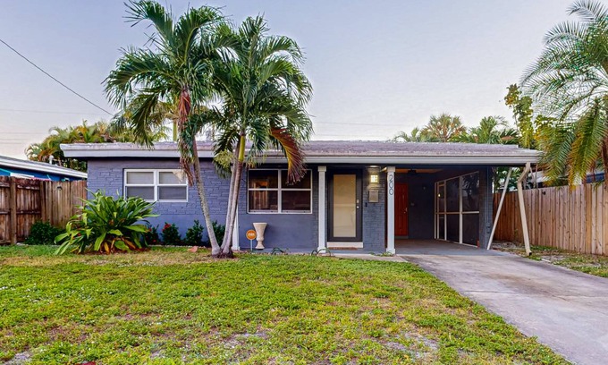 Oakland Park House | 100 m² House ∙ 2 bedrooms ∙ 6 guests