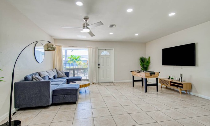 Coral Ridge Isles Apartment | 101 m² Apartment ∙ 2 bedrooms ∙ 4 guests