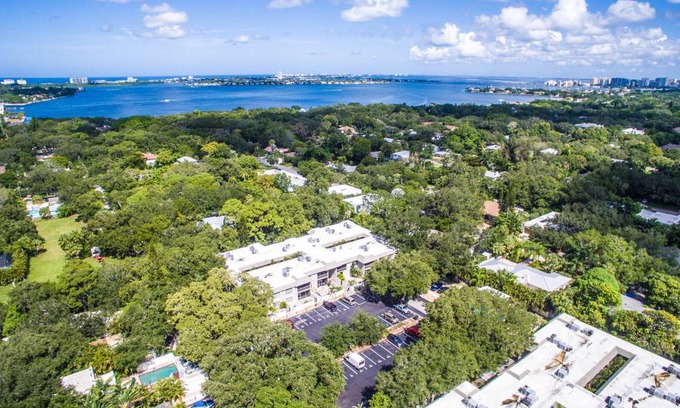 Sarasota House | 104 m² House ∙ 2 bedrooms ∙ 6 guests
