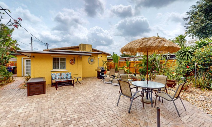 South Middle River House | 109 m² House ∙ 2 bedrooms ∙ 4 guests