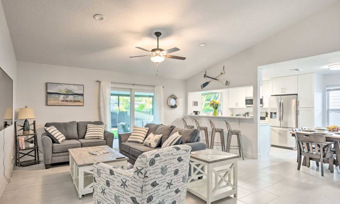 North Palm Beach Heights House | 112 m² House ∙ 3 bedrooms ∙ 8 guests