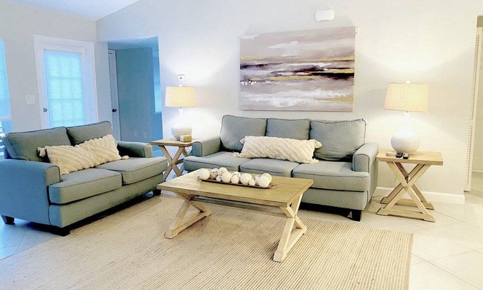 Pelican Bay Condo | 111 m² Condo ∙ 3 bedrooms ∙ 6 guests