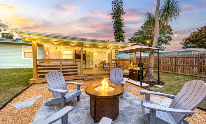 North River Shores House | 112 m² House ∙ 3 bedrooms ∙ 8 guests