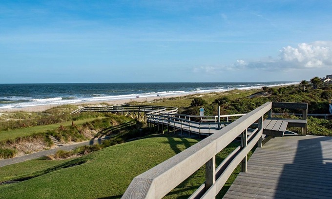 Fernandina Beach Condo | 1145 Beach Walker | 4 Bed, 3 Bath