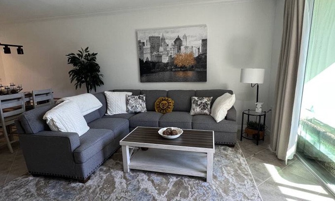 Immokalee Condo | 115 m² Condo ∙ 2 bedrooms ∙ 4 guests