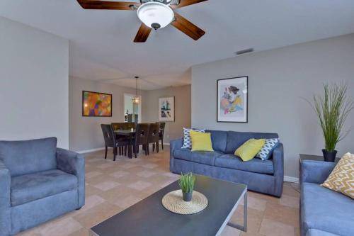 East Ybor House | 117 m² House ∙ 3 bedrooms ∙ 12 guests