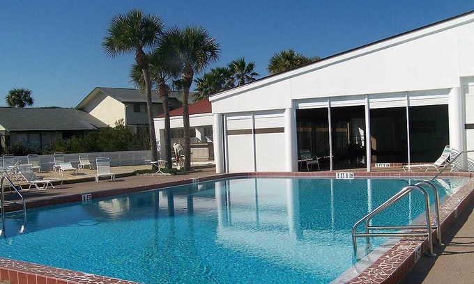 St. Augustine Beach House | 120 m² House ∙ 2 bedrooms ∙ 2 guests