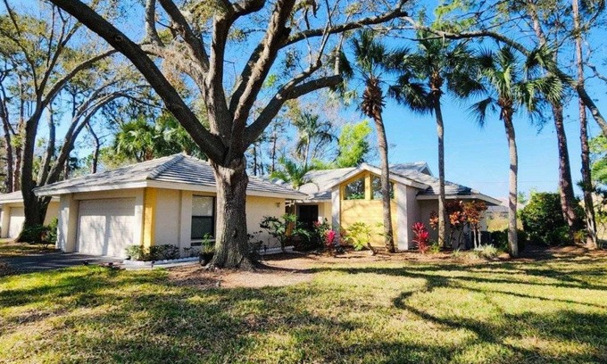 Myrtle Trace Villa | 120 m² Villa ∙ 2 bedrooms ∙ 4 guests