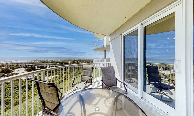 Amelia City Condo | 125 m² Condo ∙ 2 bedrooms ∙ 4 guests