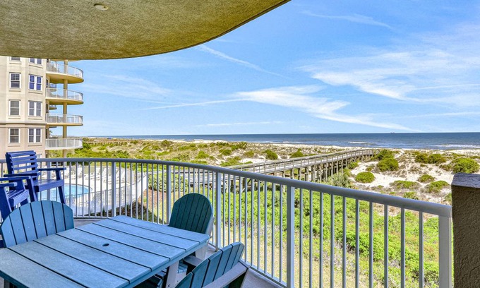 Amelia City Condo | 125 m² Condo ∙ 2 bedrooms ∙ 5 guests