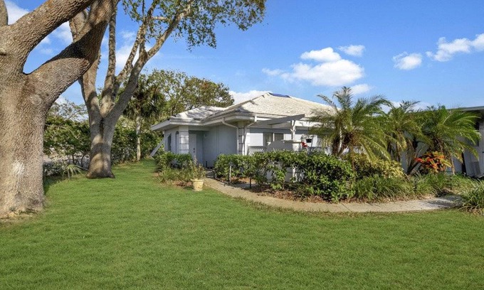 Plantation Villa | 125 m² Villa ∙ 2 bedrooms ∙ 6 guests