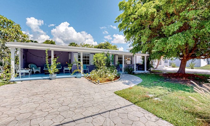 Isles of Capri House | 127 m² House ∙ 2 bedrooms ∙ 6 guests