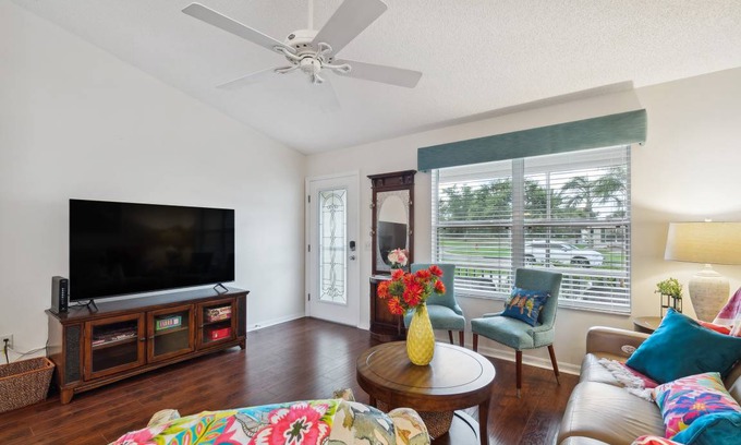 Lynnhaven House | 129 m² House ∙ 3 bedrooms ∙ 6 guests