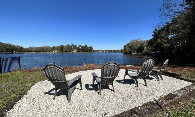 Carrollwood House | 132 m² House ∙ 3 bedrooms ∙ 8 guests