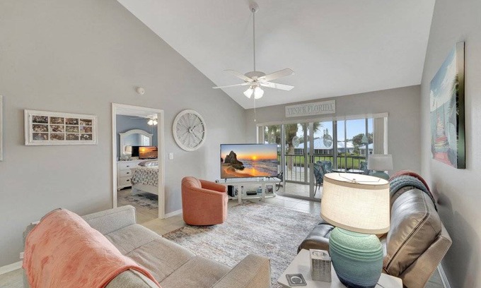 Plantation Condo | 133 m² Condo ∙ 2 bedrooms ∙ 6 guests