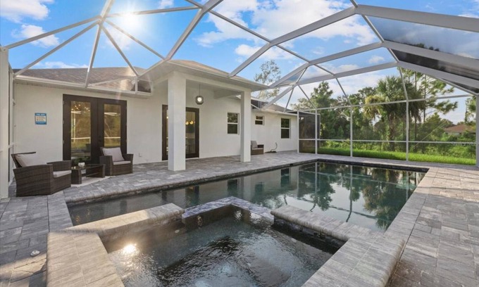 North Port House | 133 m² House ∙ 3 bedrooms ∙ 6 guests