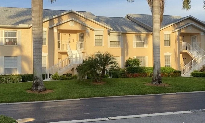 North Naples Condo | 137 m² Condo ∙ 3 bedrooms ∙ 6 guests