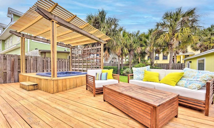 Jacksonville Beach House | 138 m² House ∙ 3 bedrooms ∙ 6 guests