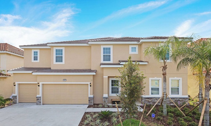 Davenport House | *14 bedrooms, each focused on a popular musical genre, 14.5 baths, sleeps 36