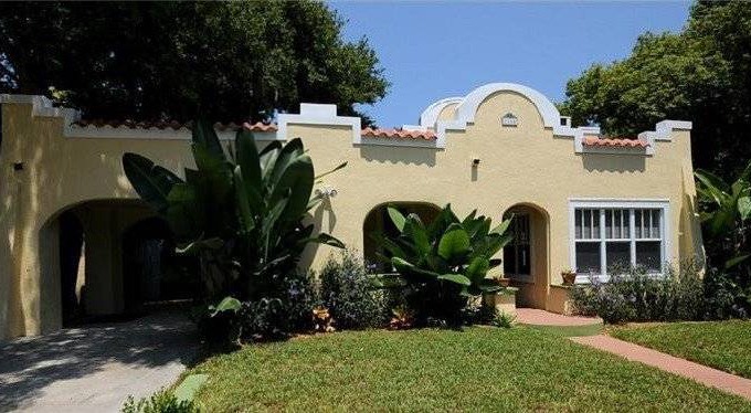 Clearwater House | 14 m² House ∙ 2 bedrooms ∙ 4 guests