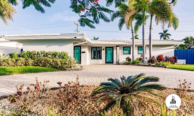 Imperial Point House | 140 m² House ∙ 2 bedrooms ∙ 8 guests