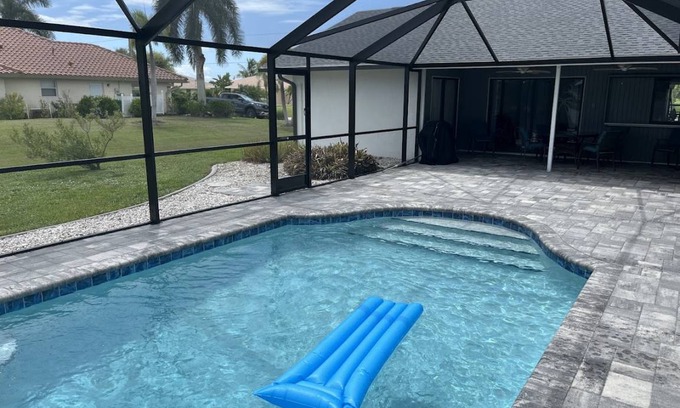Pebble Beach House | 145 m² House ∙ 2 bedrooms ∙ 6 guests
