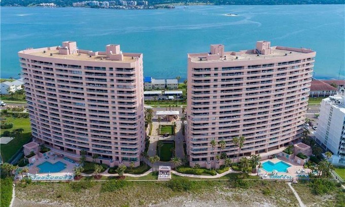 Clearwater Beach House | 149 m² House ∙ 2 bedrooms ∙ 6 guests