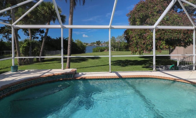 Englewood House | 153 m² House ∙ 2 bedrooms ∙ 4 guests