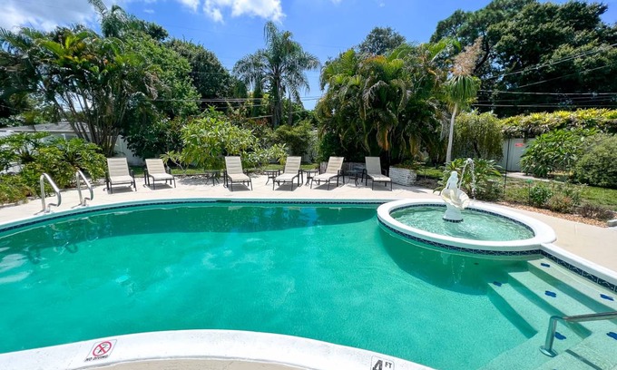 Gulfport House | 156 m² House ∙ 3 bedrooms ∙ 6 guests