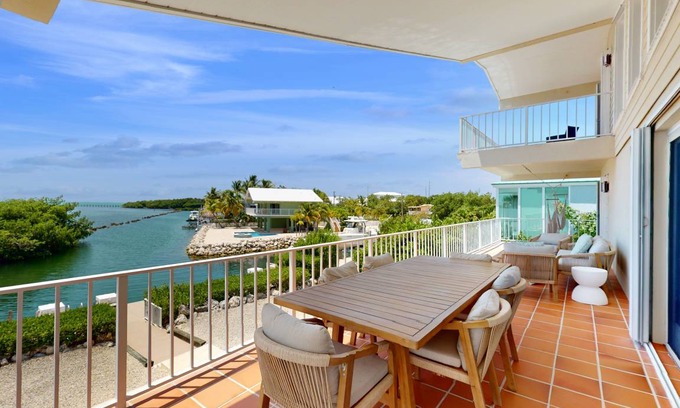 Tavernier House | 156 m² House ∙ 4 bedrooms ∙ 8 guests