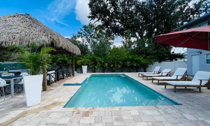 Sarasota House | 1600 m² House ∙ 4 bedrooms ∙ 10 guests