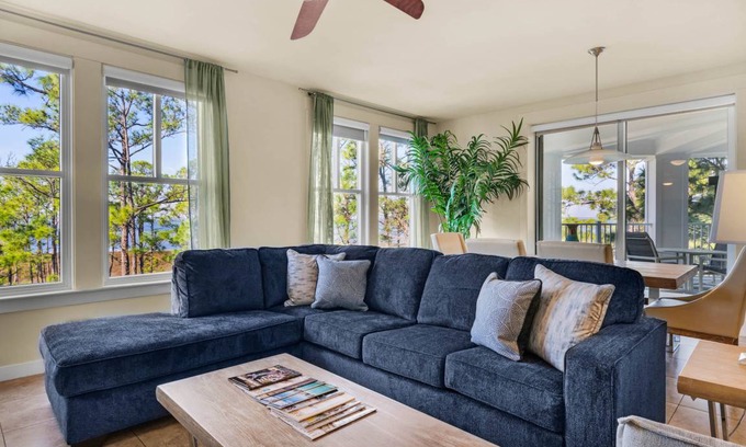 Baytowne Wharf Condo | 164 m² Condo ∙ 3 bedrooms ∙ 10 guests