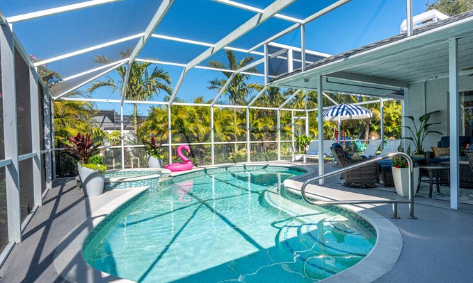 Bradenton House | 168 m² House ∙ 3 bedrooms ∙ 10 guests