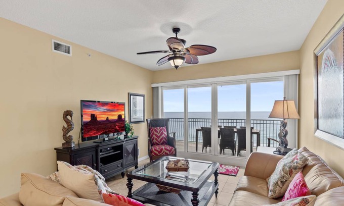 Redington Shores Condo | 171 m² Condo ∙ 3 bedrooms ∙ 8 guests