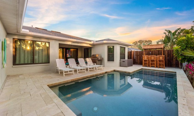 Bradenton House | 178 m² House ∙ 4 bedrooms ∙ 12 guests