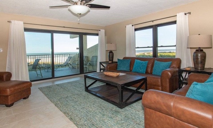 Clearwater Beach Villa | 186 m² Villa ∙ 3 bedrooms ∙ 6 guests