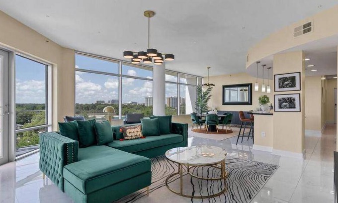 South Eola Apartment | 187 m² Apartment ∙ 3 bedrooms ∙ 7 guests