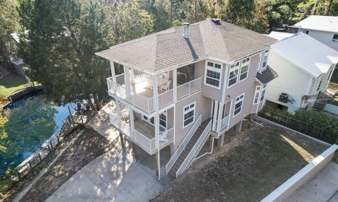 Homosassa House | 187 m² House ∙ 3 bedrooms ∙ 9 guests