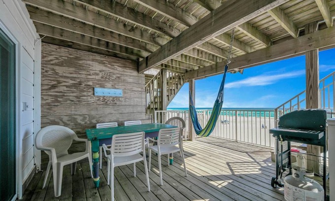 Miramar Beach Apartment | 189 m² Apartment ∙ 3 bedrooms ∙ 8 guests