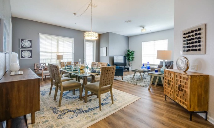 Florida Central Atlantic Coast Condo | 195 m² Condo ∙ 3 bedrooms ∙ 8 guests