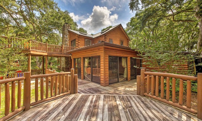 Inverness House | 195 m² House ∙ 1 bedroom ∙ 6 guests