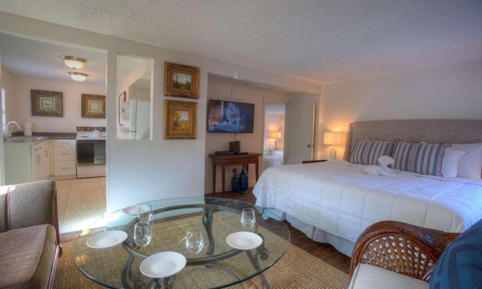 Treasure Island House | 2 - Las Casitas