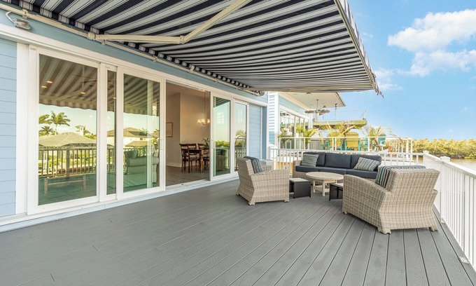 Pelican House | 2 Story Lux Waterfront Living in Cape Harbour- Pool & Dock