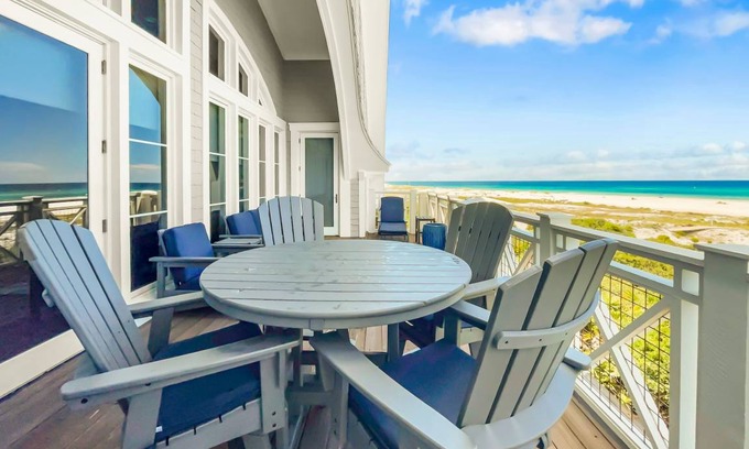 WaterSound Beach Condo | 201 m² Condo ∙ 3 bedrooms ∙ 8 guests