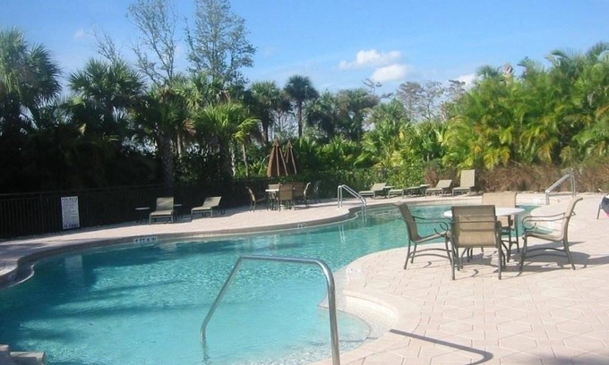 Bonita Springs Condo | 204 m² Condo ∙ 3 bedrooms ∙ 8 guests
