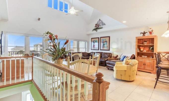 Ocean Cay House | 204 m² House ∙ 3 bedrooms ∙ 8 guests