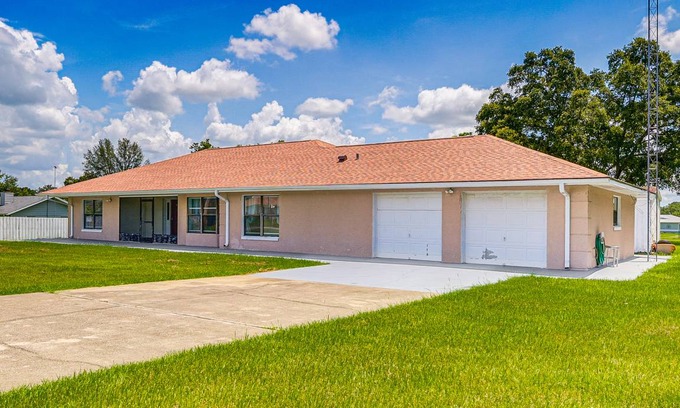 Ocala House | 204 m² House ∙ 3 bedrooms ∙ 8 guests