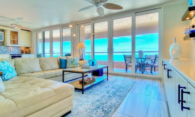 Sand Key Condo | 211 m² Condo ∙ 3 bedrooms ∙ 6 guests